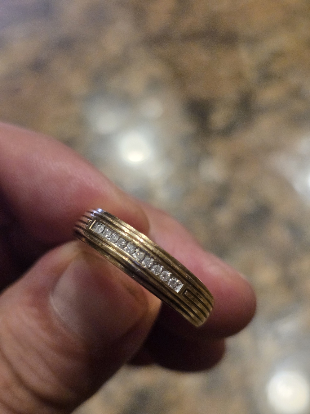 10k Gold Ridged Ring With Diamonds.